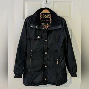 Betsey Johnson Rain Jacket Black Heart Charm‎ Zip Floral Lining Pockets Size M